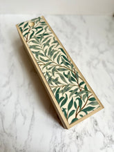 William Morris Wooden Wine Gift Box.