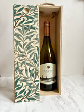 William Morris Wooden Wine Gift Box.