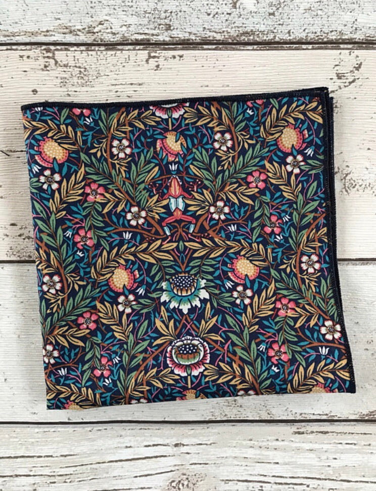 Liberty Pocket Square 'Peach Pincher’