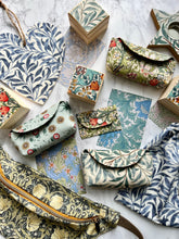 Glasses case
