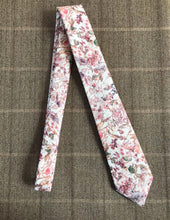 Liberty Print Neck Tie ‘Wild Flowers’