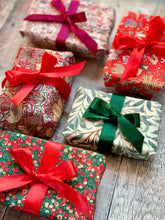 Re usable fabric Christmas crackers / wrap