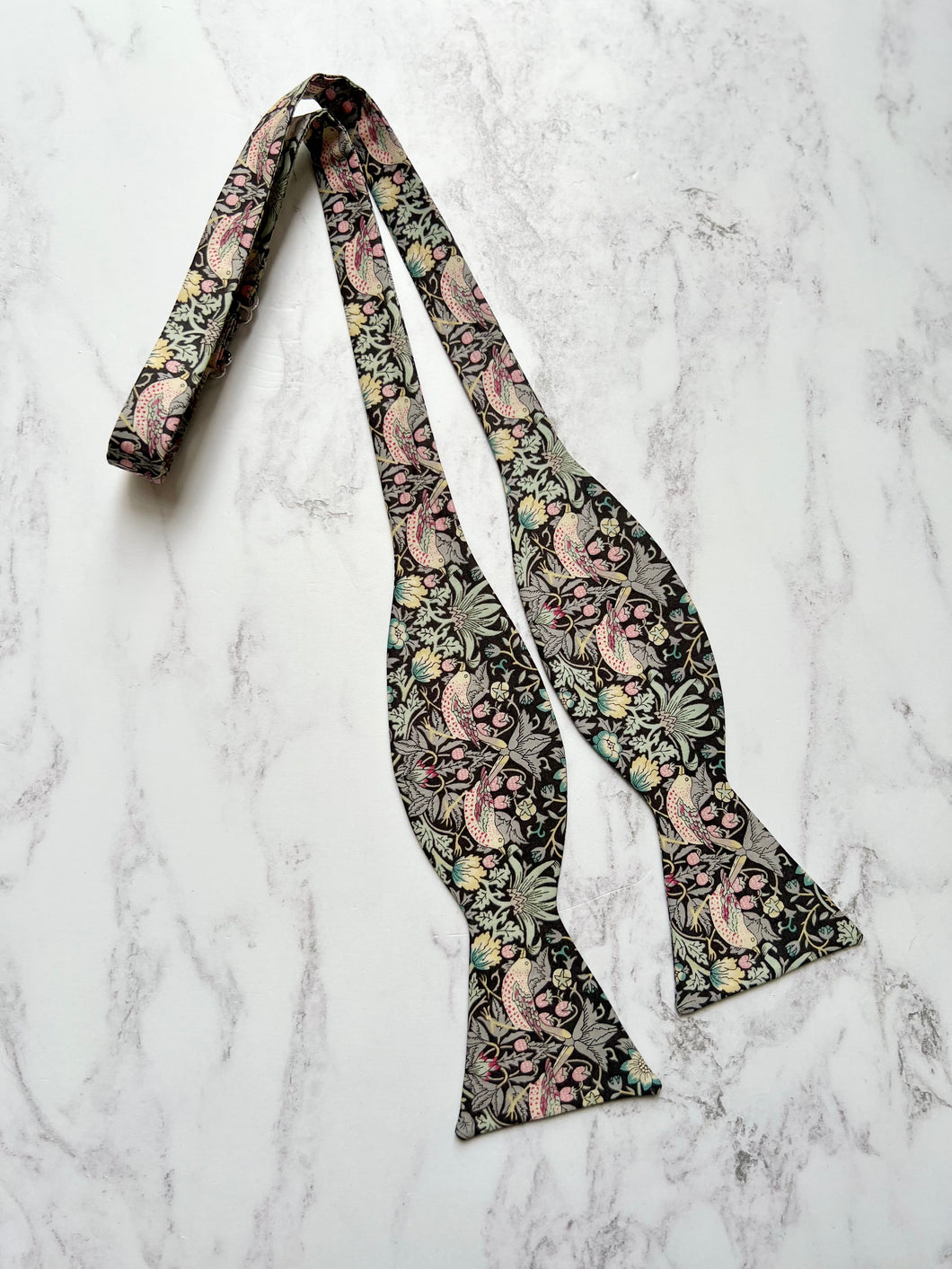 Self Tie Liberty Bow Tie