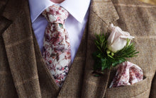 Liberty Print Neck Tie ‘Wild Flowers’