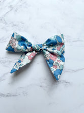 Liberty Bow Clip