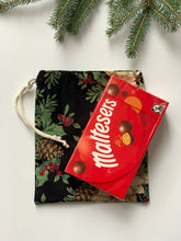 Poinsettia Drawstring Bag,