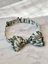 Willow Boughs Bow Tie