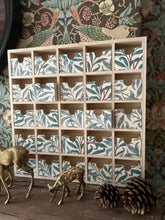 William Morris are usable Advent Calendar
