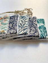 William Morris Re Usable Face Wipes