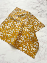 Liberty Pocket Square 'Capel' Mustard