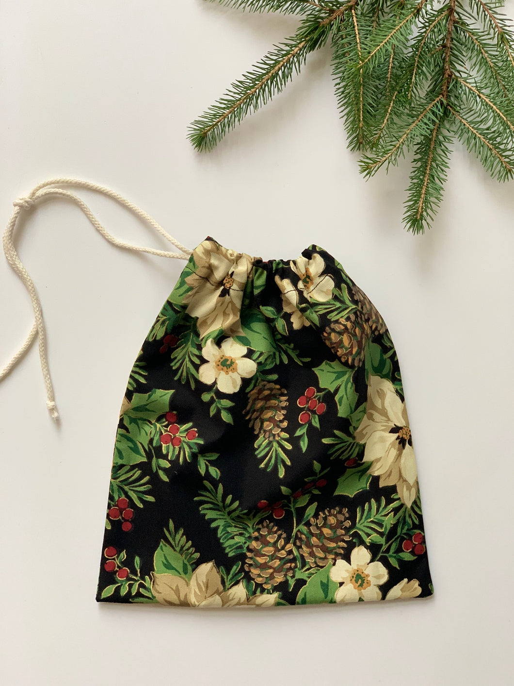 Poinsettia Drawstring Bag,