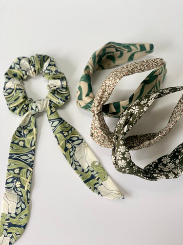 William Morris Long Tail Scrunchies