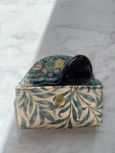 Glasses case