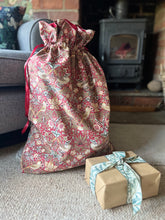 William Morris Christmas Sack