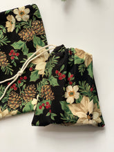 Poinsettia Drawstring Bag,